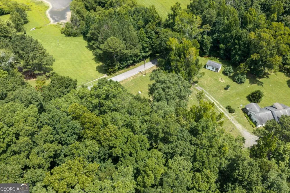 435 Hampton RD Cedartown, GA 30125