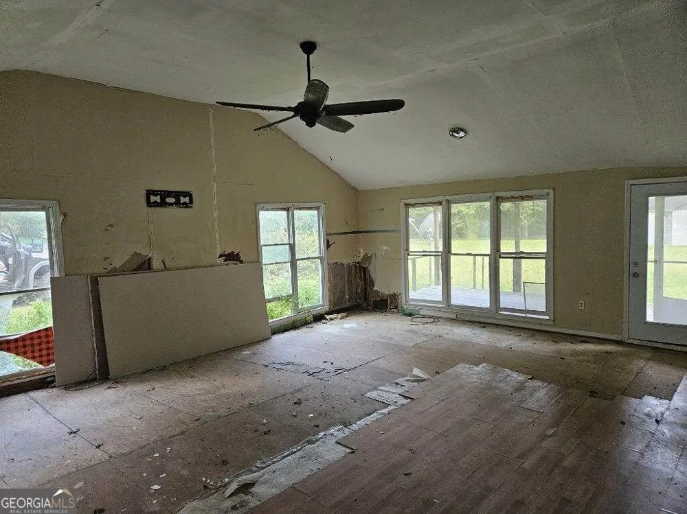 435 Hampton RD Cedartown, GA 30125