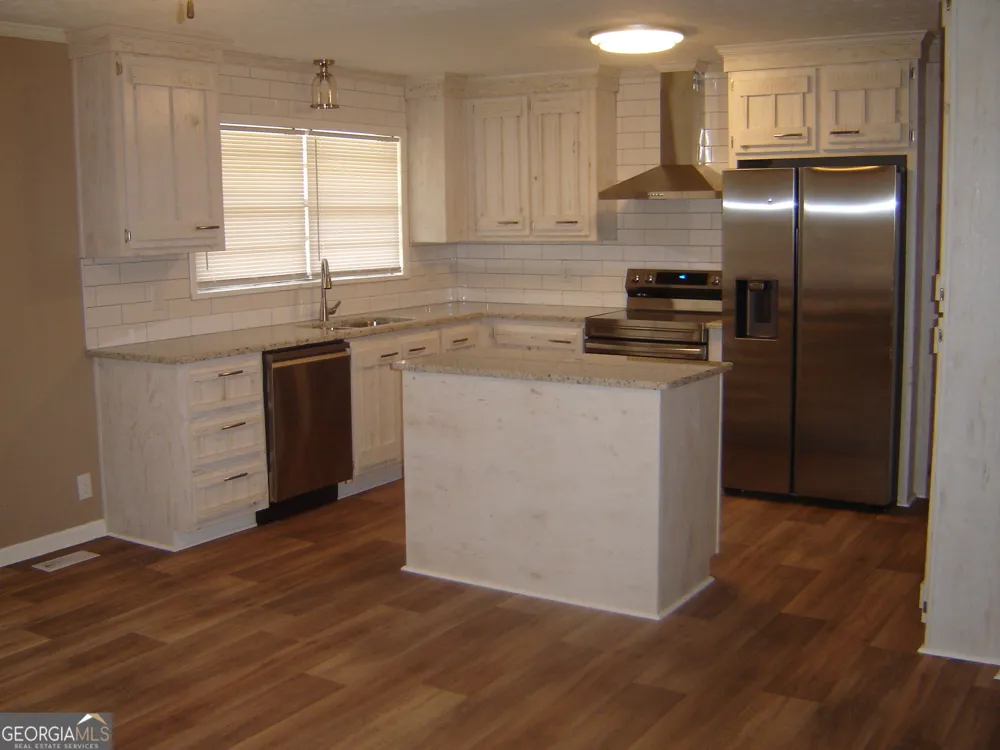 2809 16th AVE Valley, AL 36854