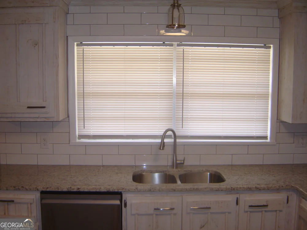 2809 16th AVE Valley, AL 36854