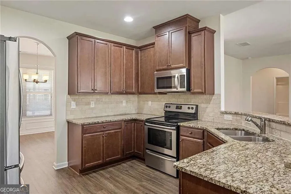 5831 Peltier TRCE Norcross, GA 30093