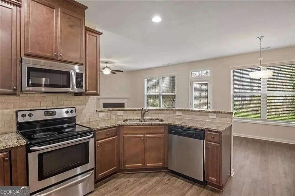 5831 Peltier TRCE Norcross, GA 30093
