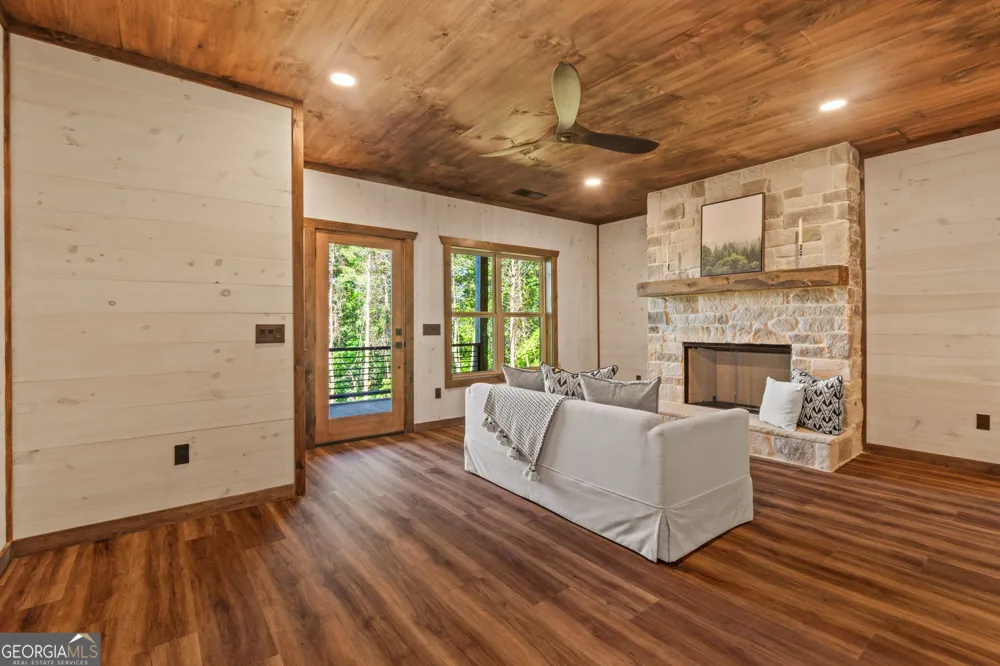 4739 Big Ridge RD Talking Rock, GA 30175