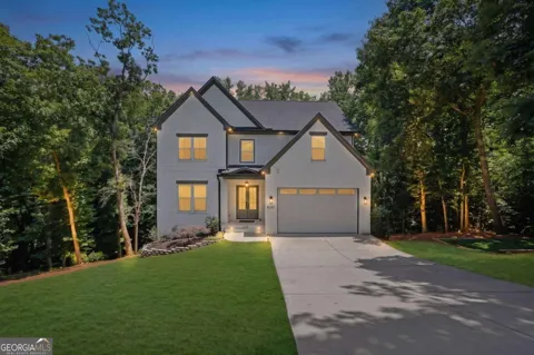 6181 Shoreland CIR