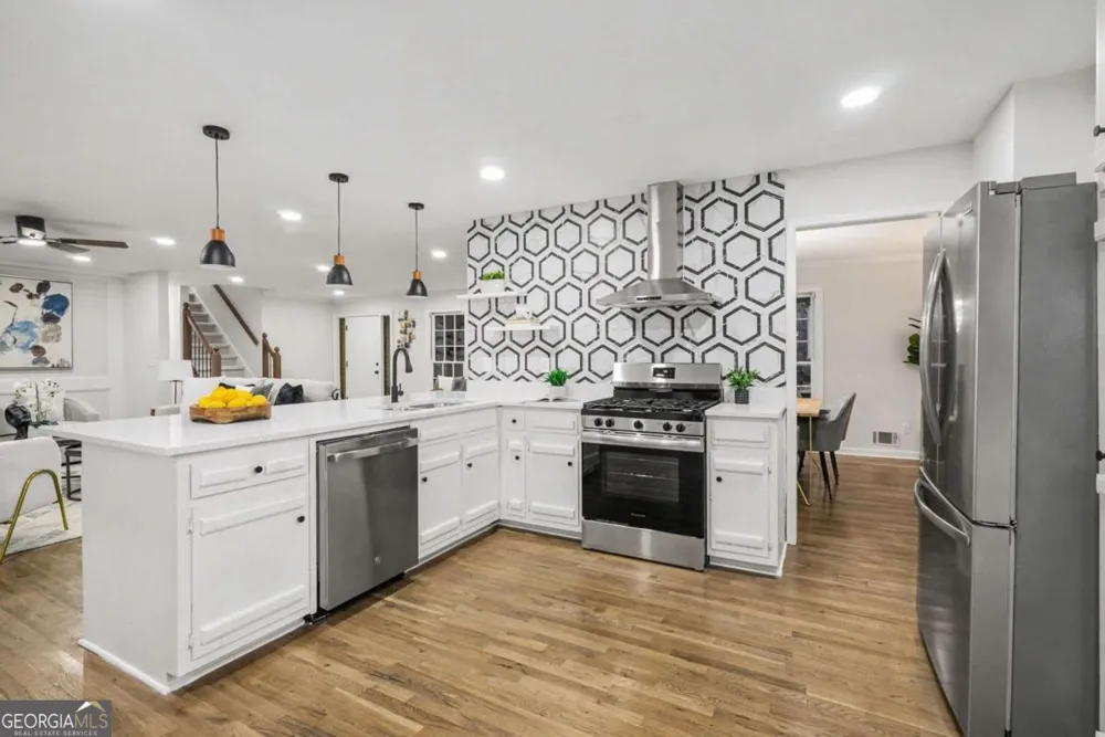 5464 Breathitt DR SW Lilburn, GA 30047