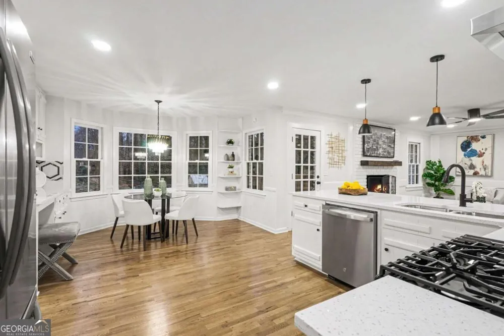 5464 Breathitt DR SW Lilburn, GA 30047