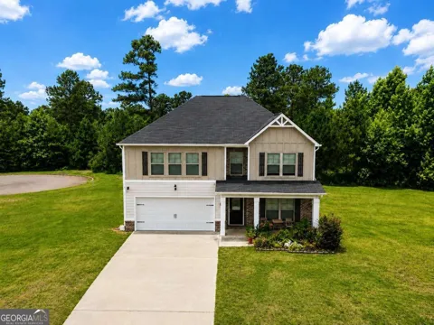 200 Woodlands DR