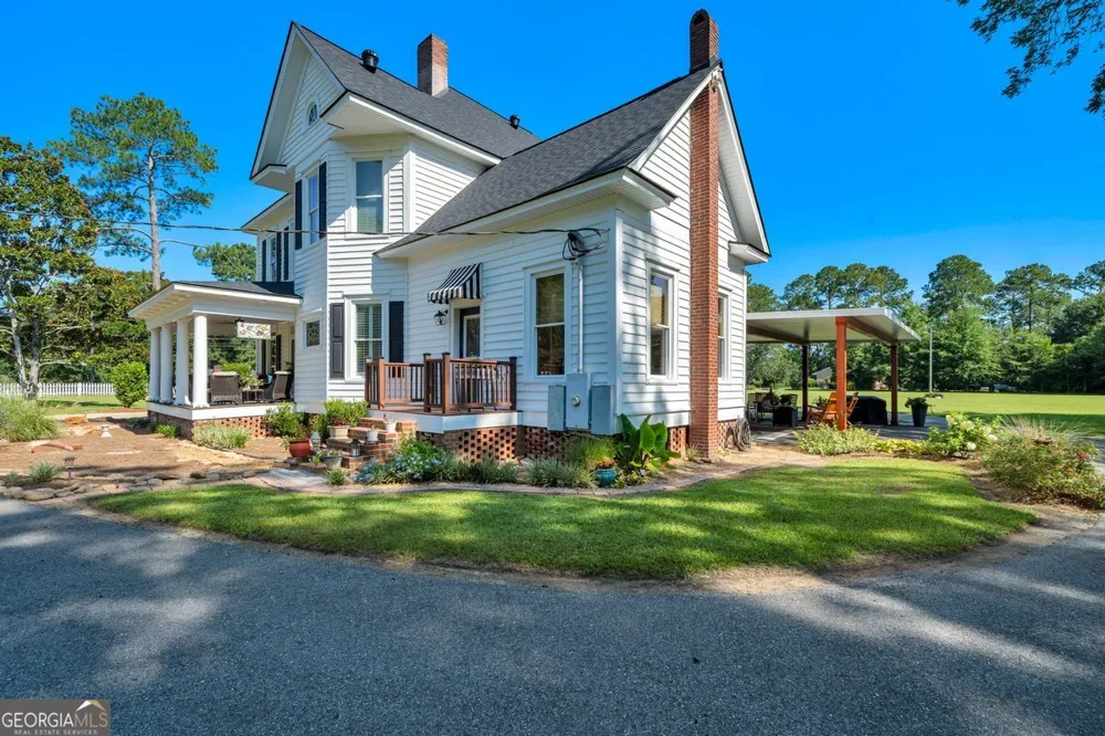 700 N 3rd ST Vienna, GA 31092
