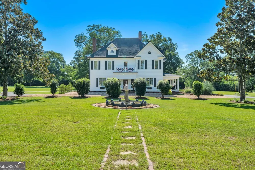 700 N 3rd ST Vienna, GA 31092
