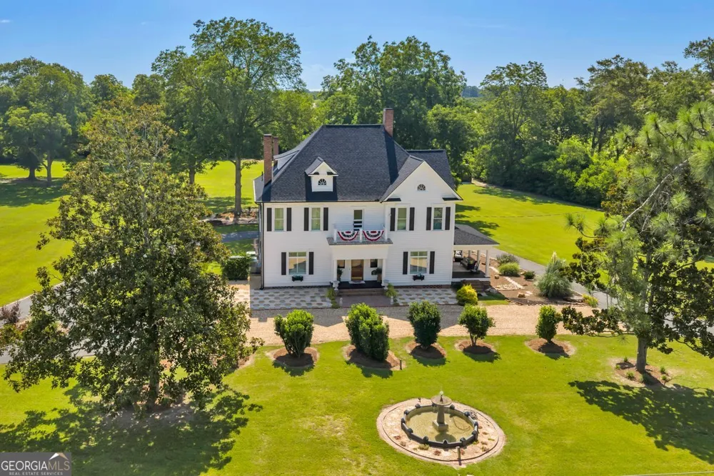 700 N 3rd ST Vienna, GA 31092