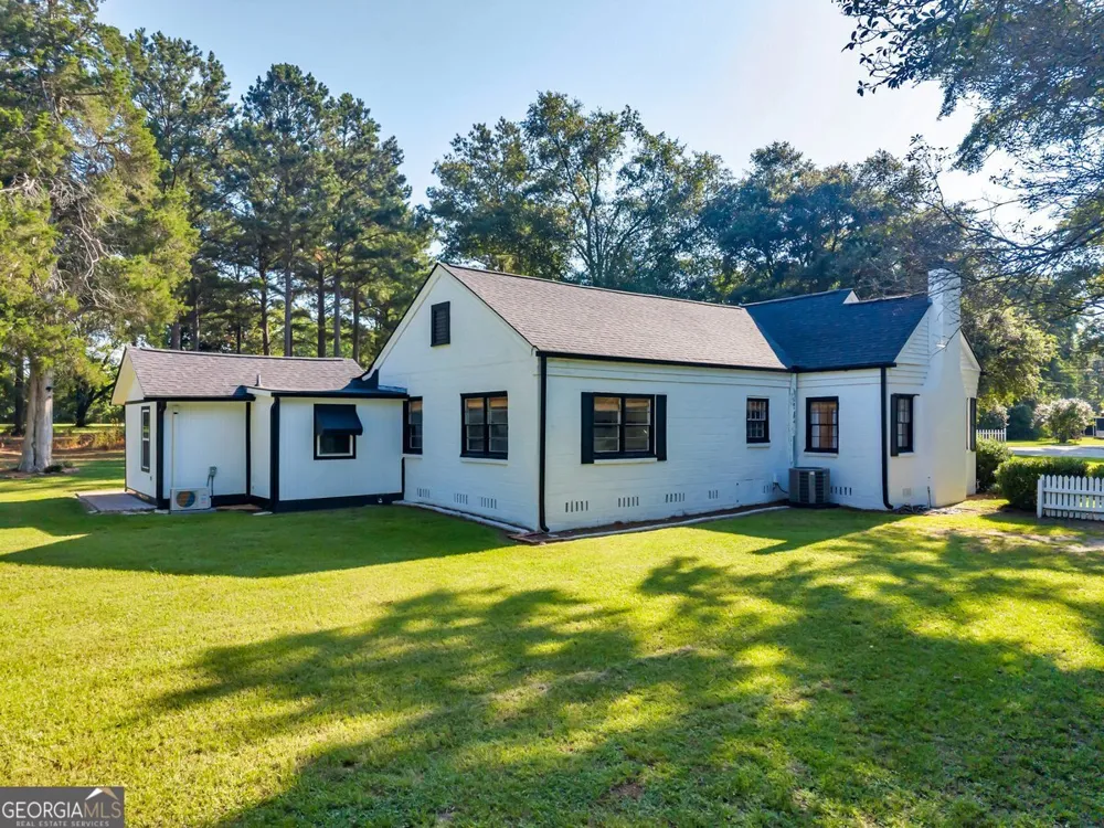 613 N 3rd ST Vienna, GA 31092