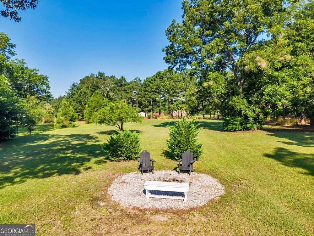 613 N 3rd ST Vienna, GA 31092