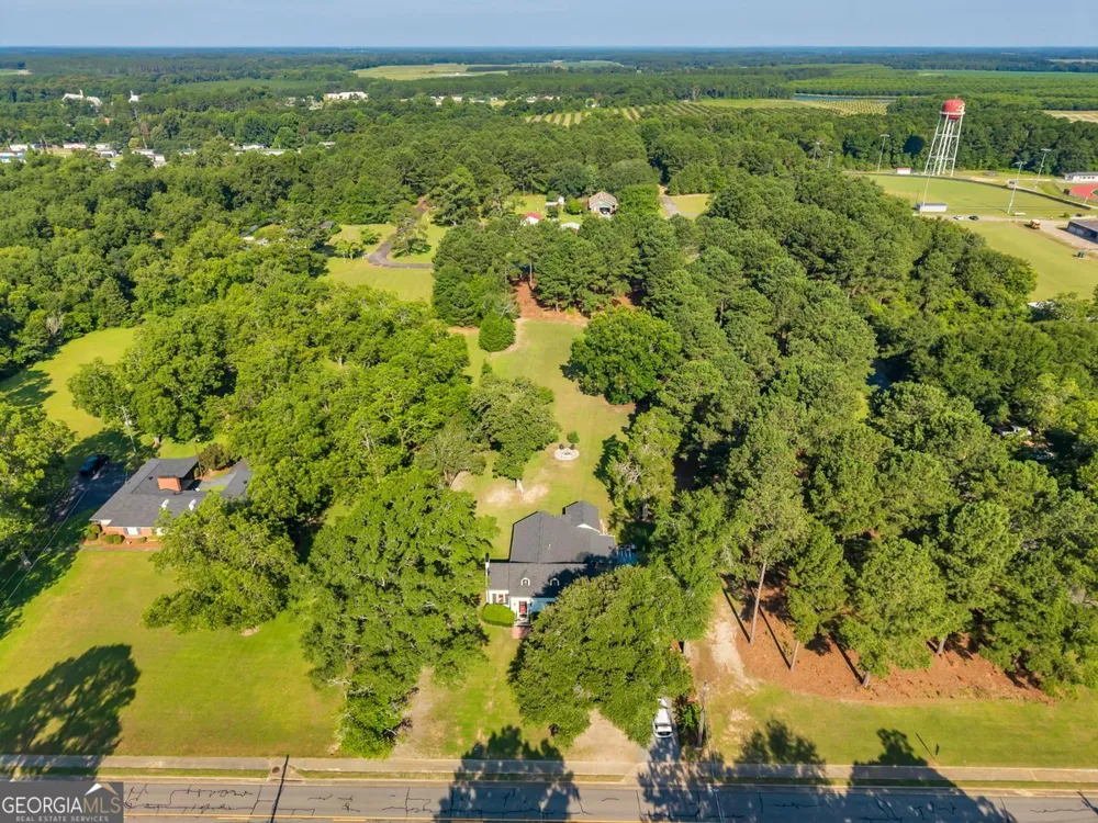 613 N 3rd ST Vienna, GA 31092