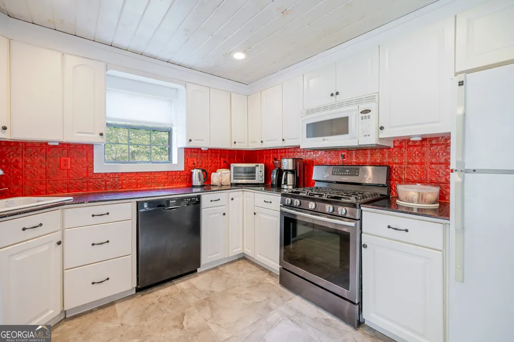 124 Candy Man Dahlonega, GA 30533