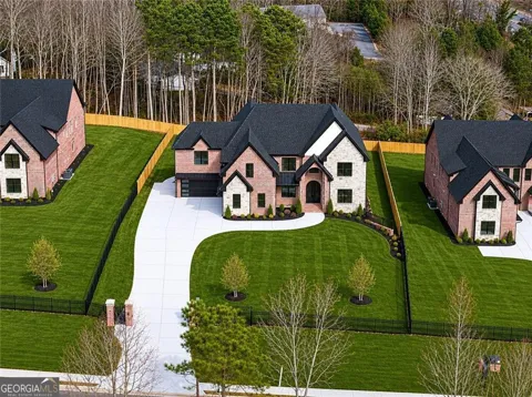 405 Thunder RD
