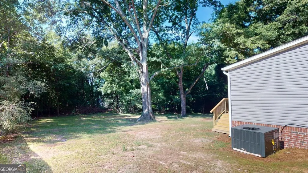 69 Angel ST Bethlehem, GA 30620