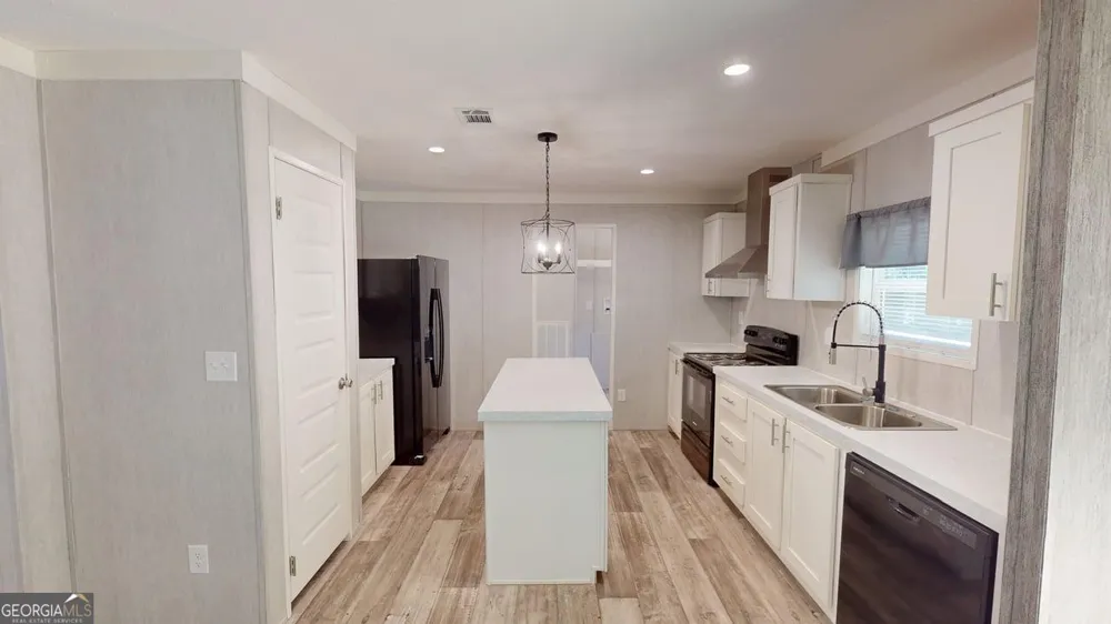 69 Angel ST Bethlehem, GA 30620