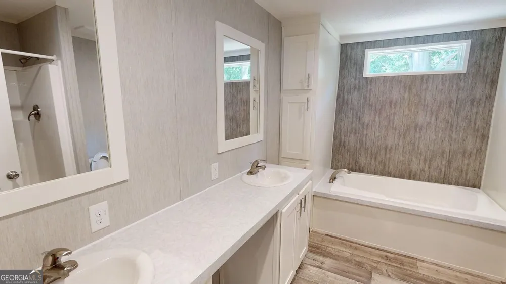 69 Angel ST Bethlehem, GA 30620