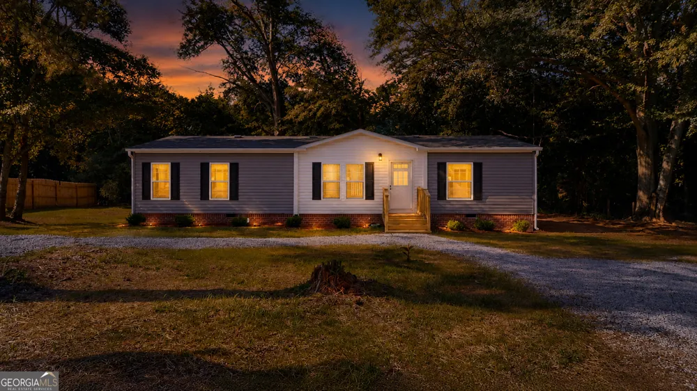 69 Angel ST Bethlehem, GA 30620