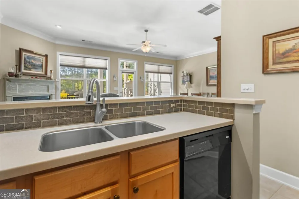 171 H Farriers LN Eatonton, GA 31024