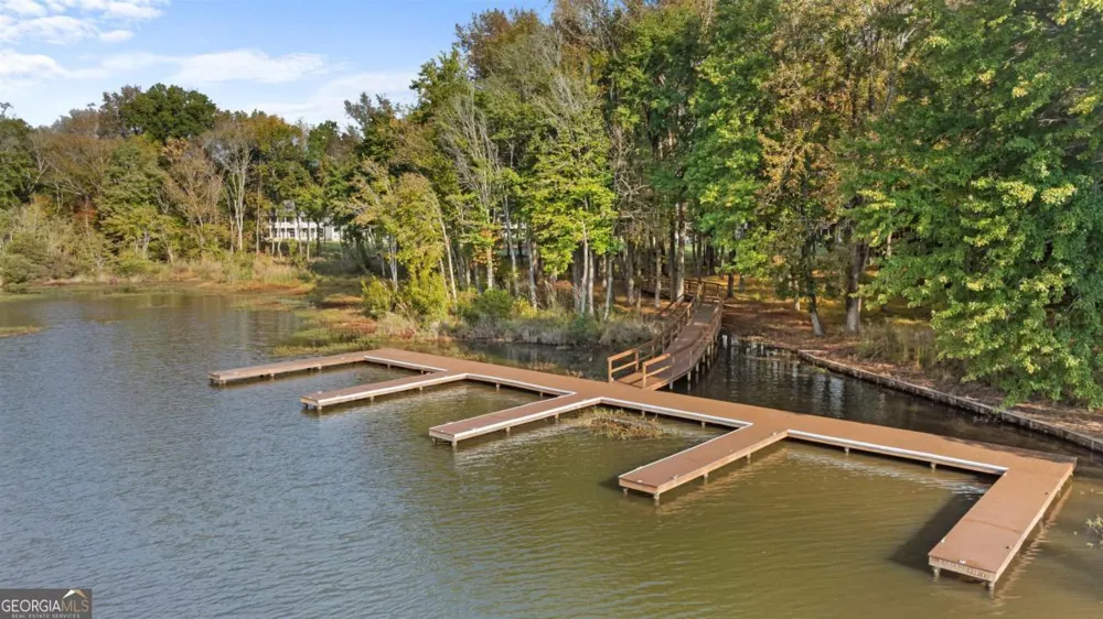 171 H Farriers LN Eatonton, GA 31024