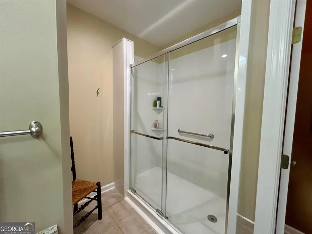 171 H Farriers LN Eatonton, GA 31024