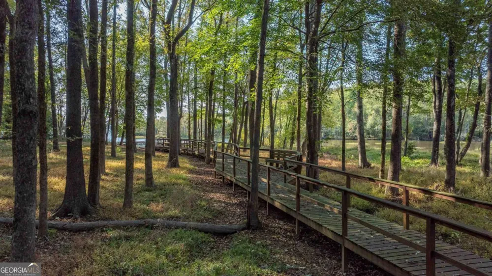 171 H Farriers LN Eatonton, GA 31024
