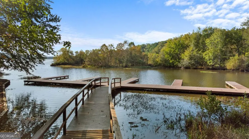 171 H Farriers LN Eatonton, GA 31024