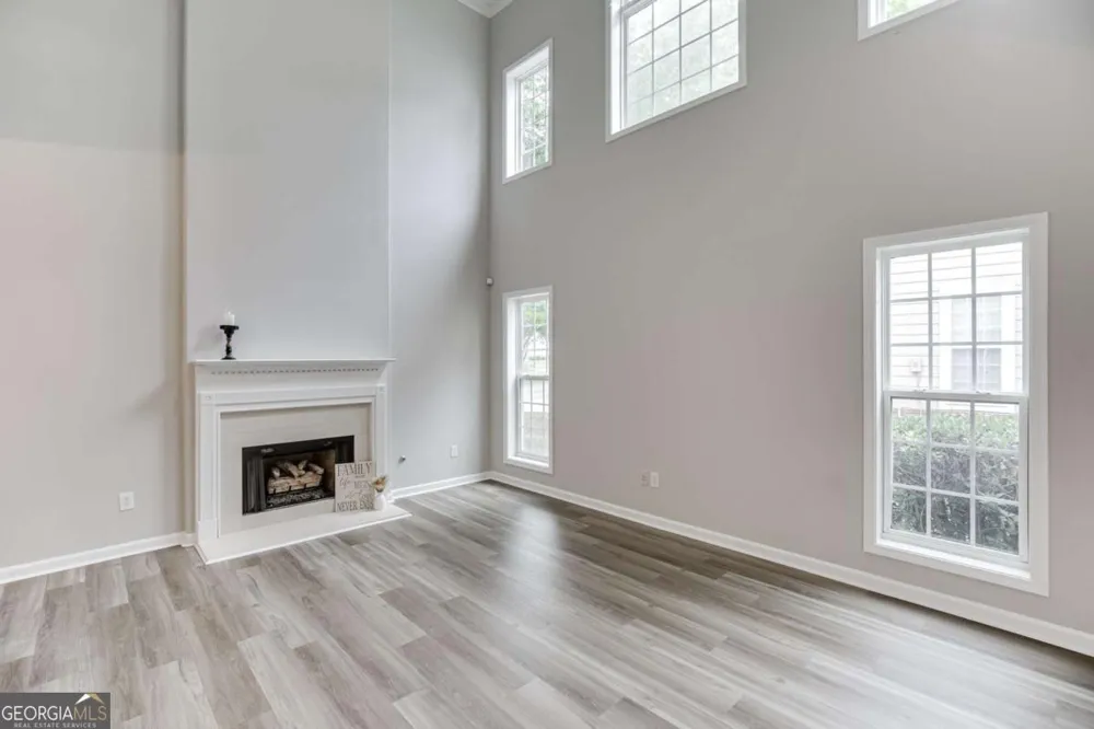 3941 Lake Pass LN Suwanee, GA 30024