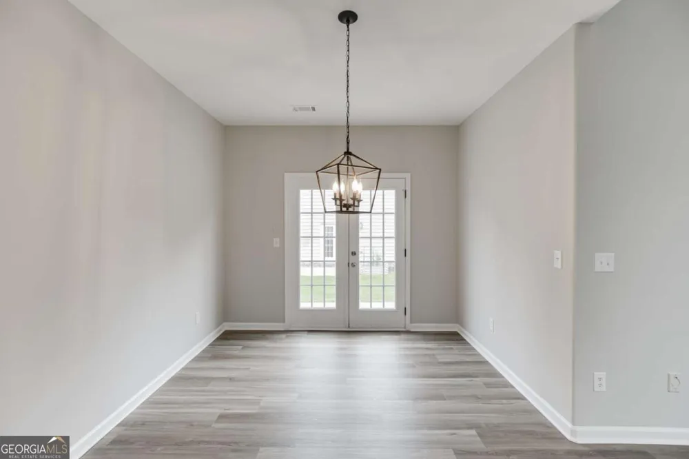 3941 Lake Pass LN Suwanee, GA 30024