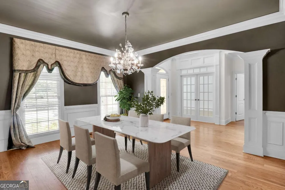 1020 Cranbrook Glen LN Snellville, GA 30078