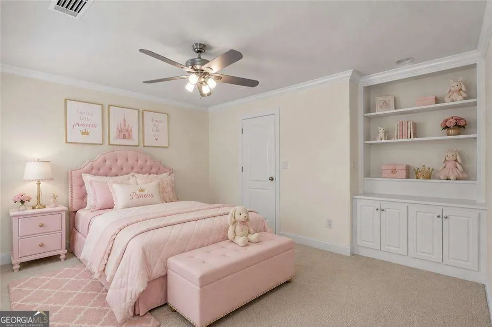 1020 Cranbrook Glen LN Snellville, GA 30078