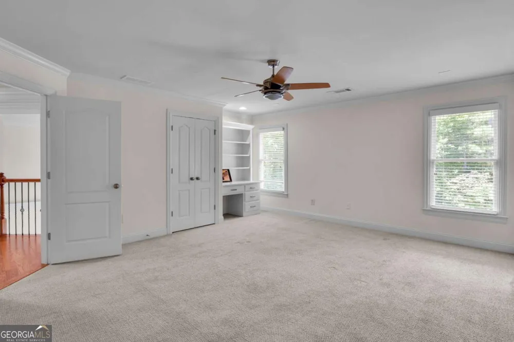 1020 Cranbrook Glen LN Snellville, GA 30078