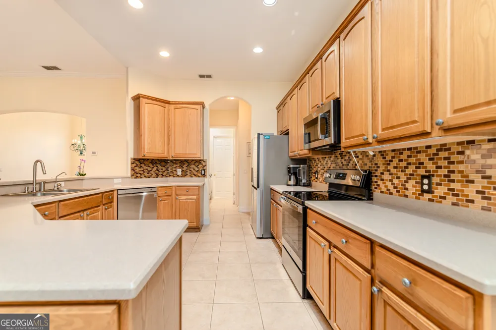 537 Montage LN Kissimmee, FL 34759