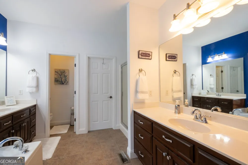 4967 Reed Field DR NE Oakwood, GA 30566