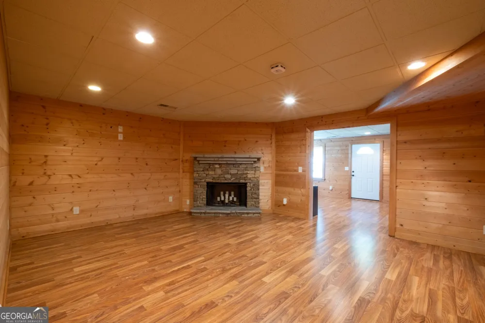 4967 Reed Field DR NE Oakwood, GA 30566