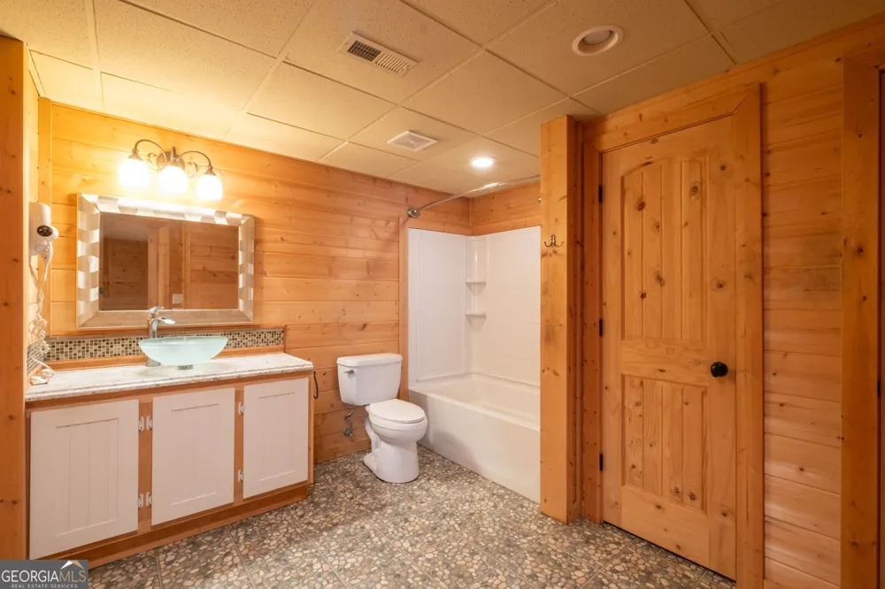 4967 Reed Field DR NE Oakwood, GA 30566