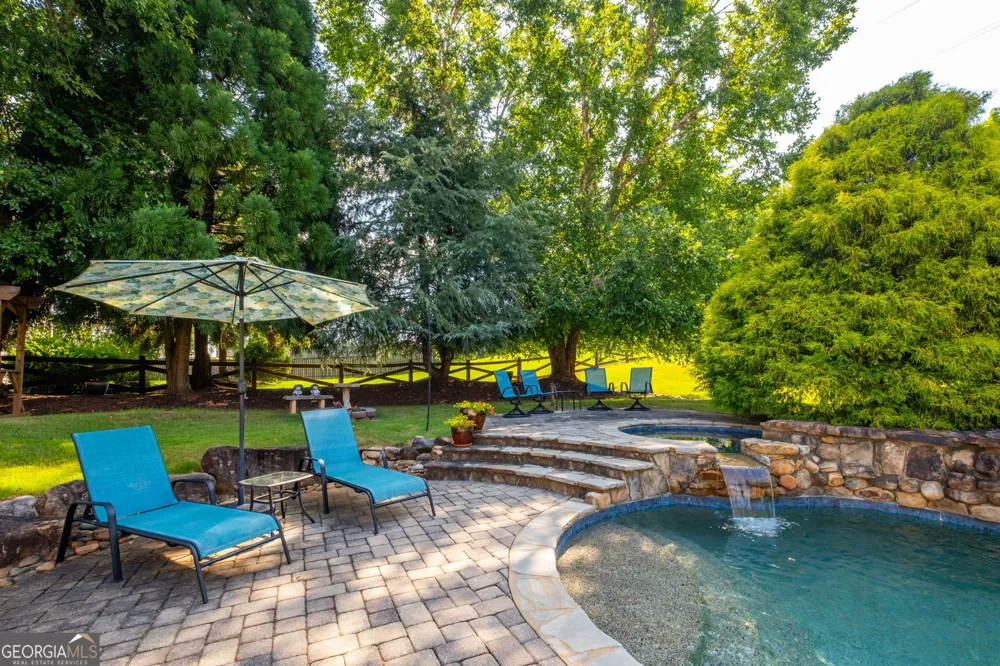 4967 Reed Field DR NE Oakwood, GA 30566