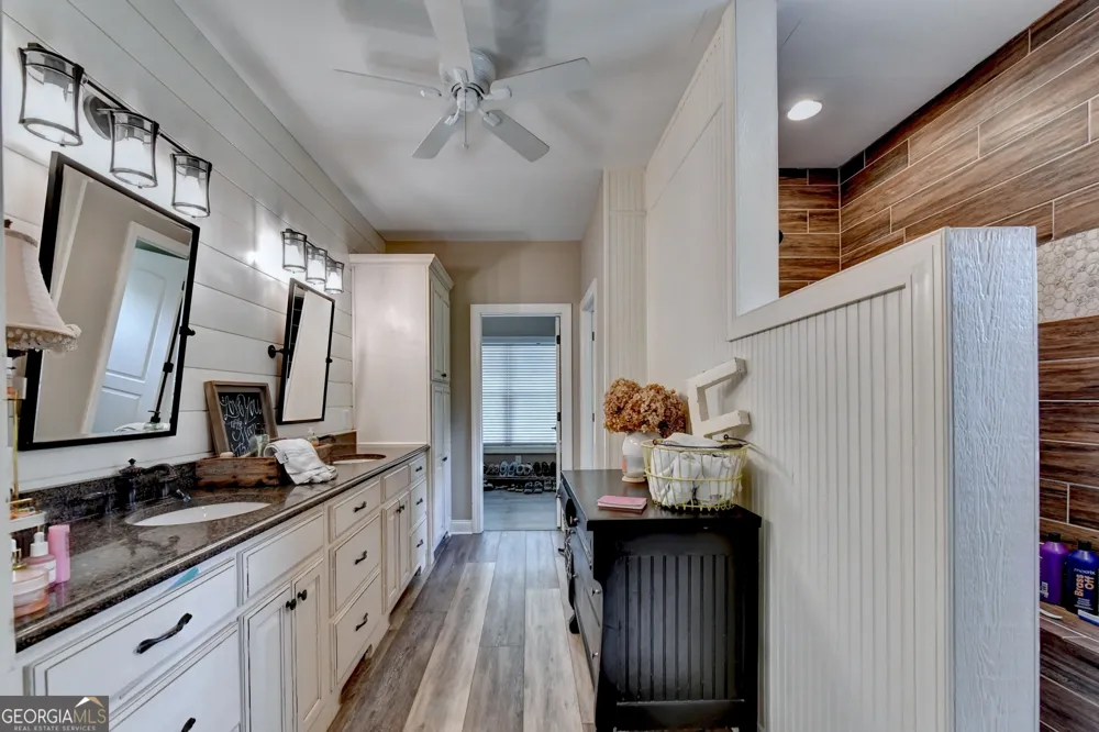 33 Highland RD N Dahlonega, GA 30533