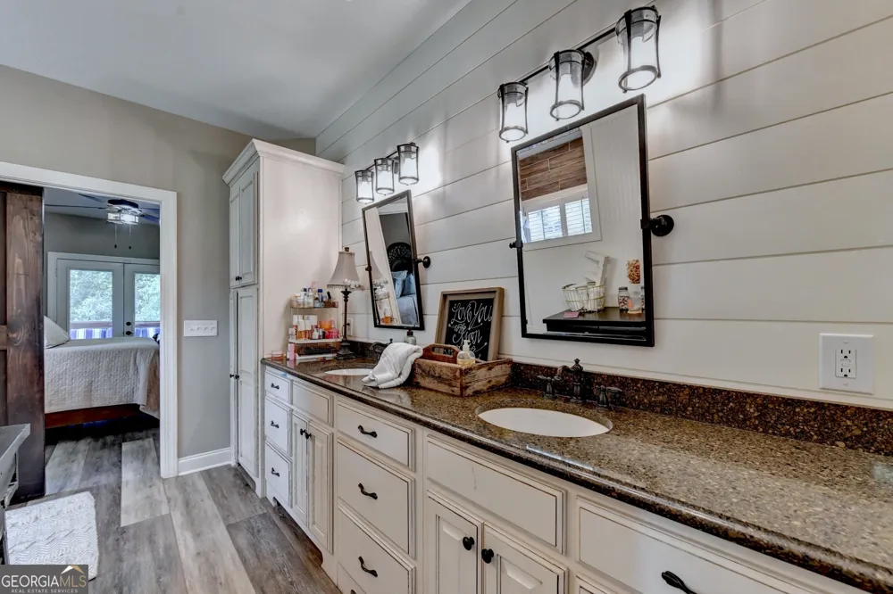 33 Highland RD N Dahlonega, GA 30533
