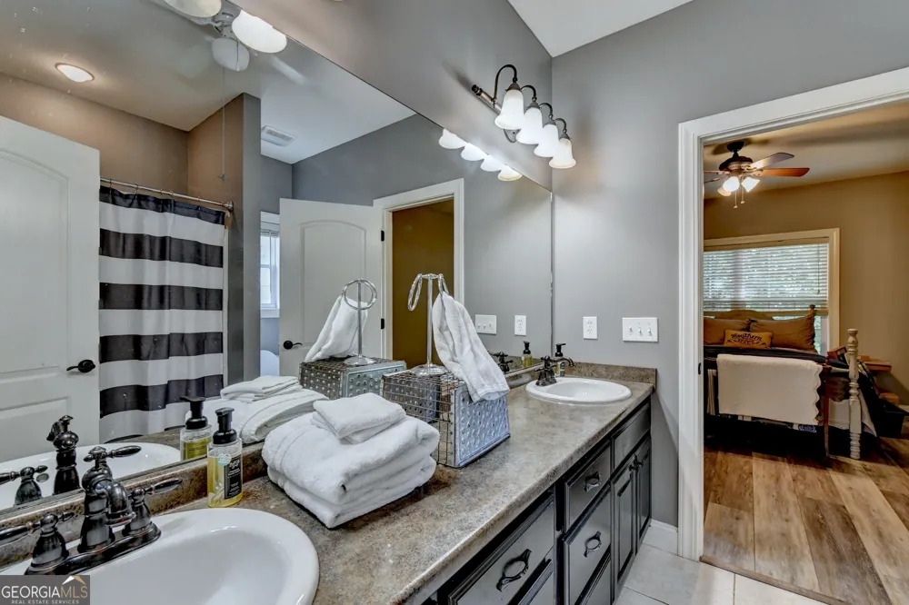 33 Highland RD N Dahlonega, GA 30533