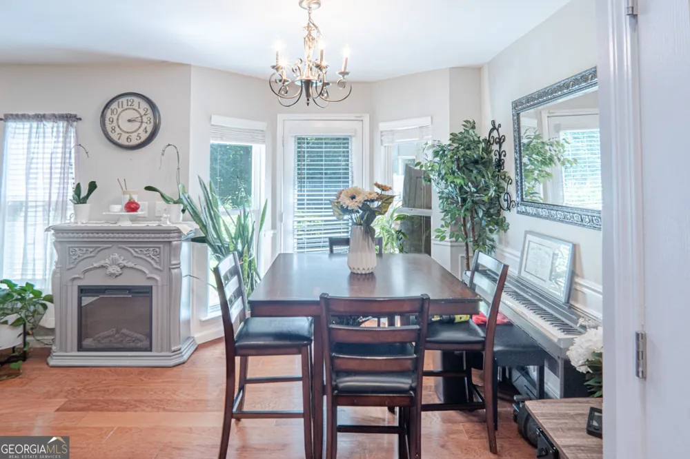 101 Oakview PSGE Canton, GA 30114
