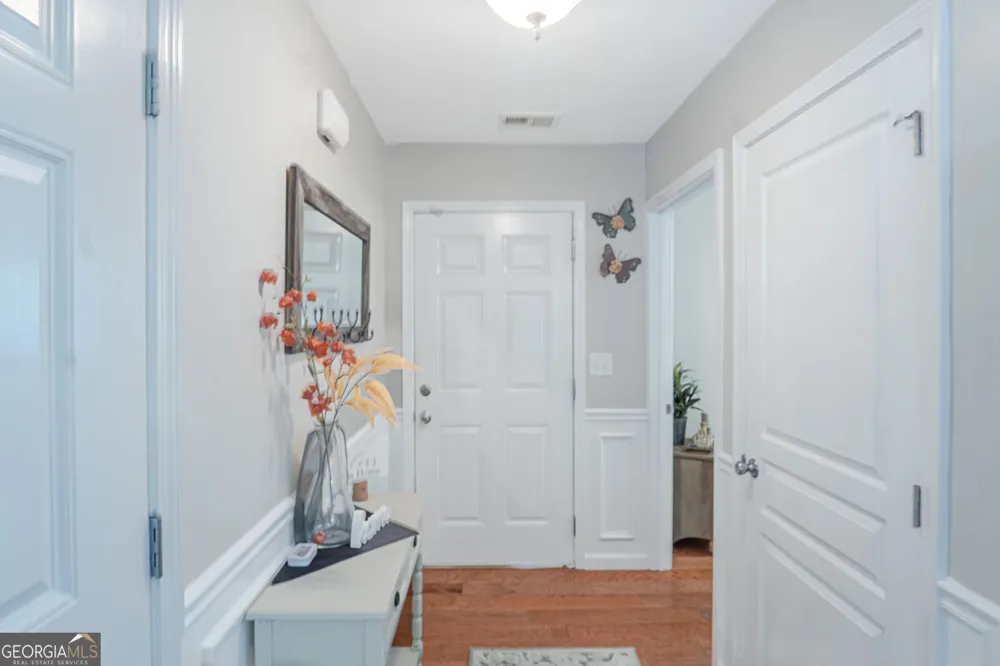 101 Oakview PSGE Canton, GA 30114