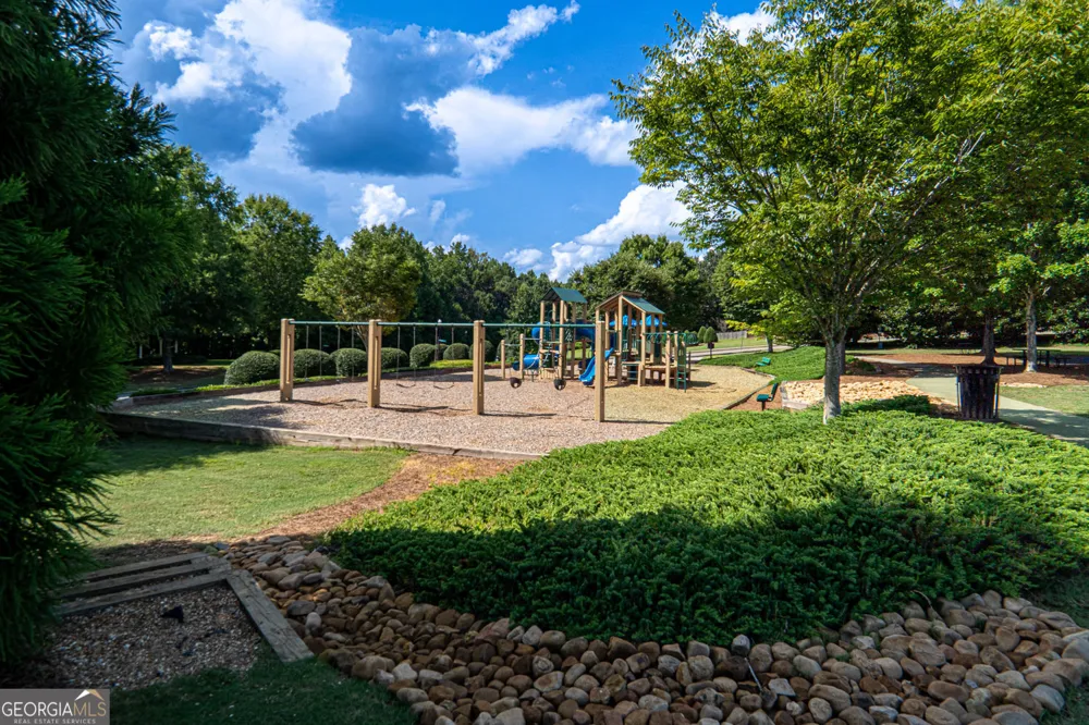 101 Oakview PSGE Canton, GA 30114