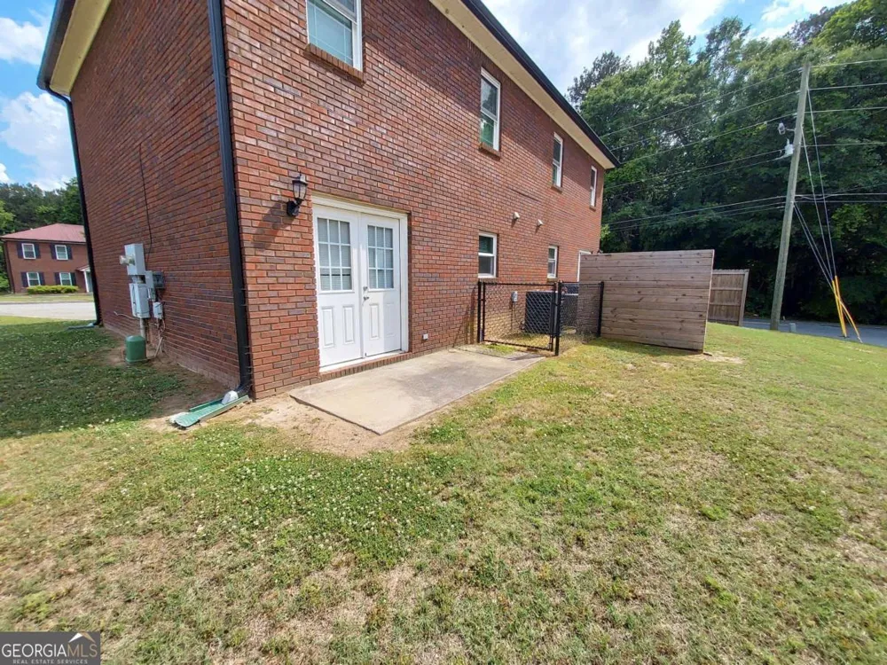 160 Second ST Winder, GA 30680