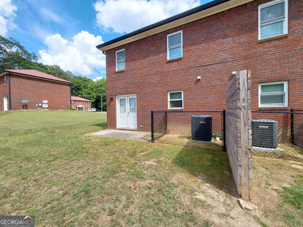 160 Second ST Winder, GA 30680