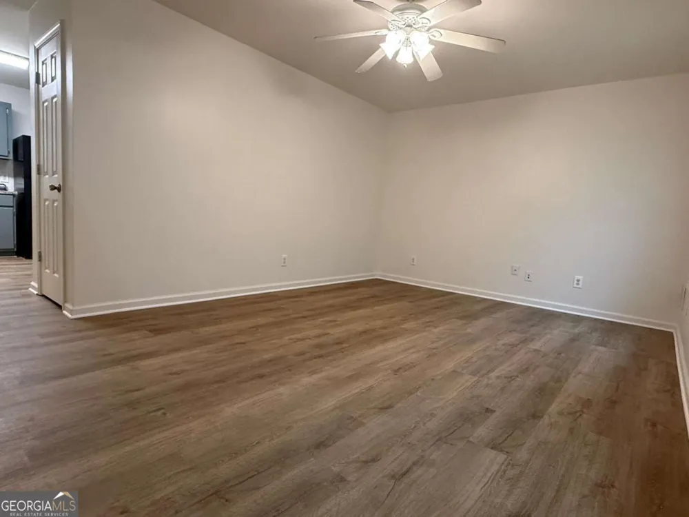 160 Second ST Winder, GA 30680