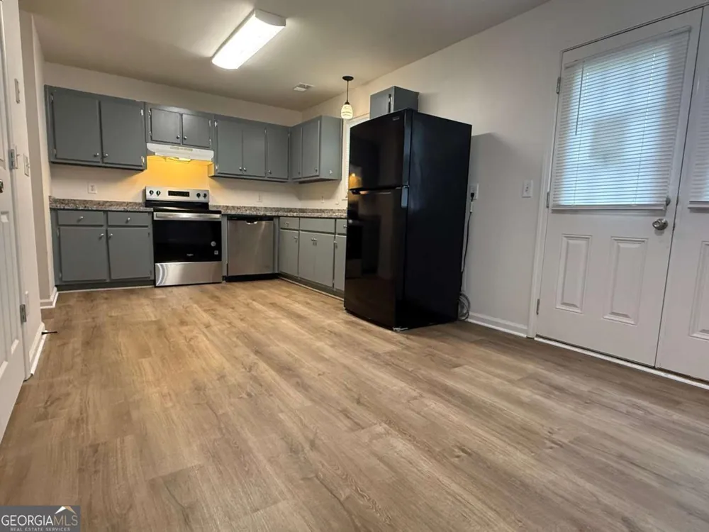 160 Second ST Winder, GA 30680