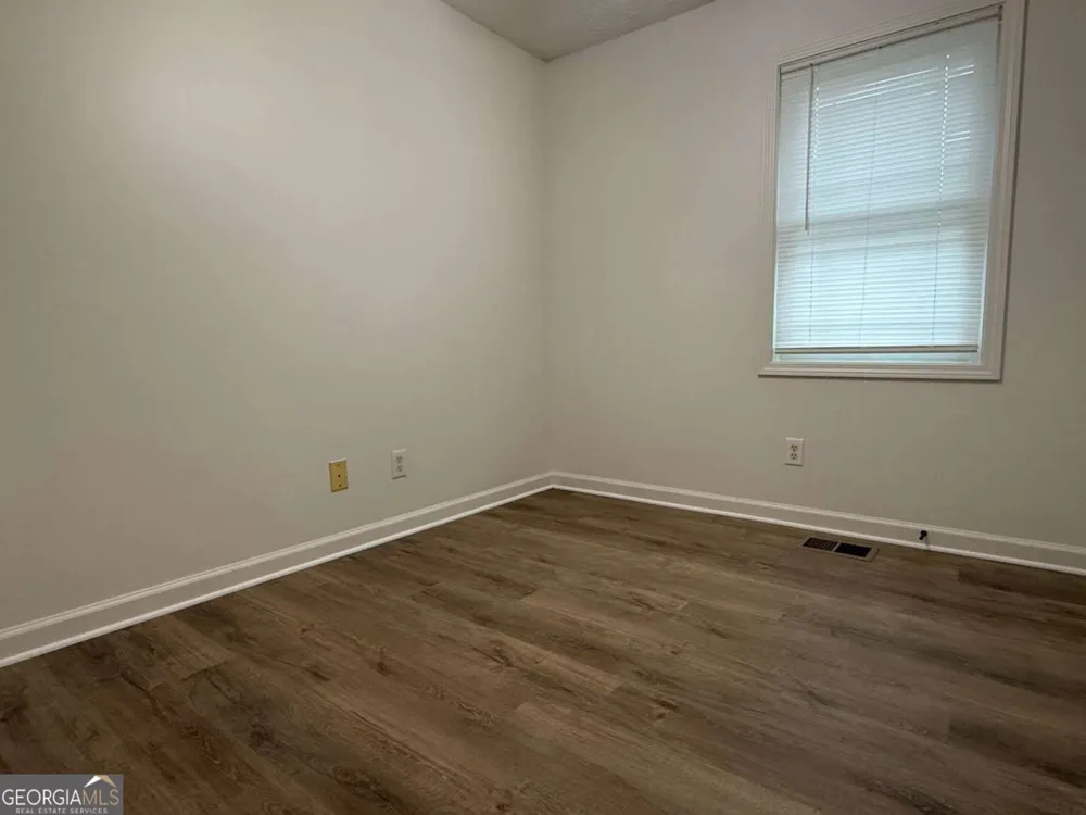 160 Second ST Winder, GA 30680