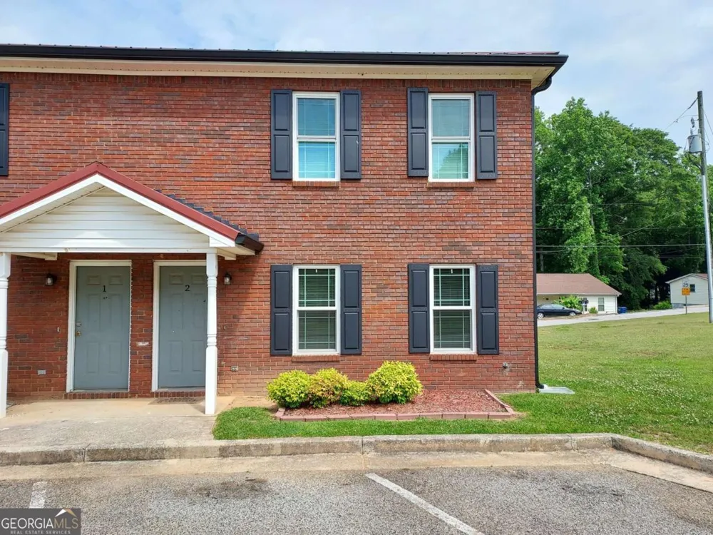 160 Second ST Winder, GA 30680